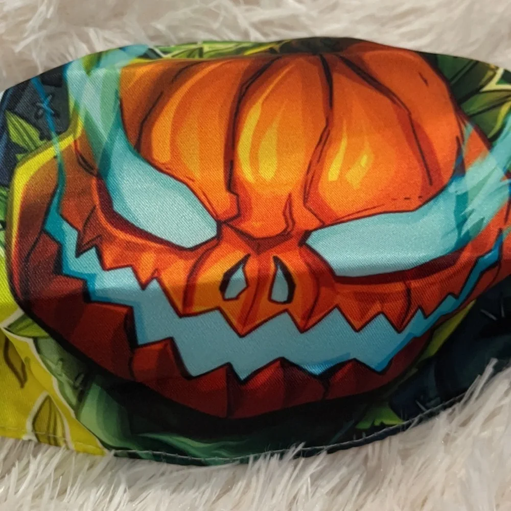 6/$20 New creepy pumpkin face mask